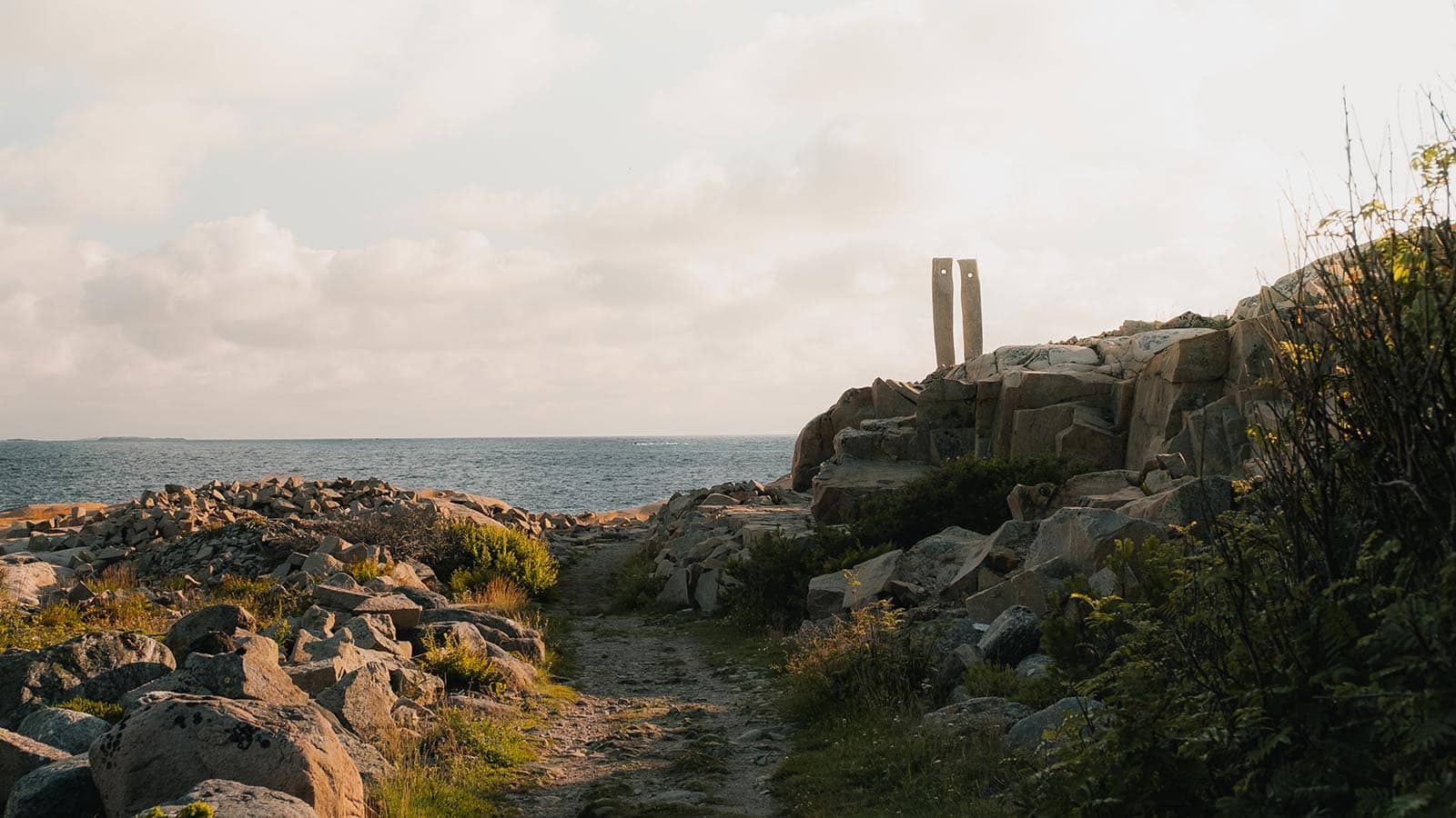 Rødshue og StenKunst Hvaler